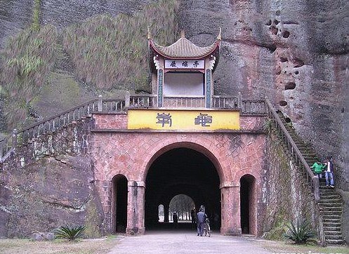 龜峰風(fēng)景名勝區(qū)一景區(qū)